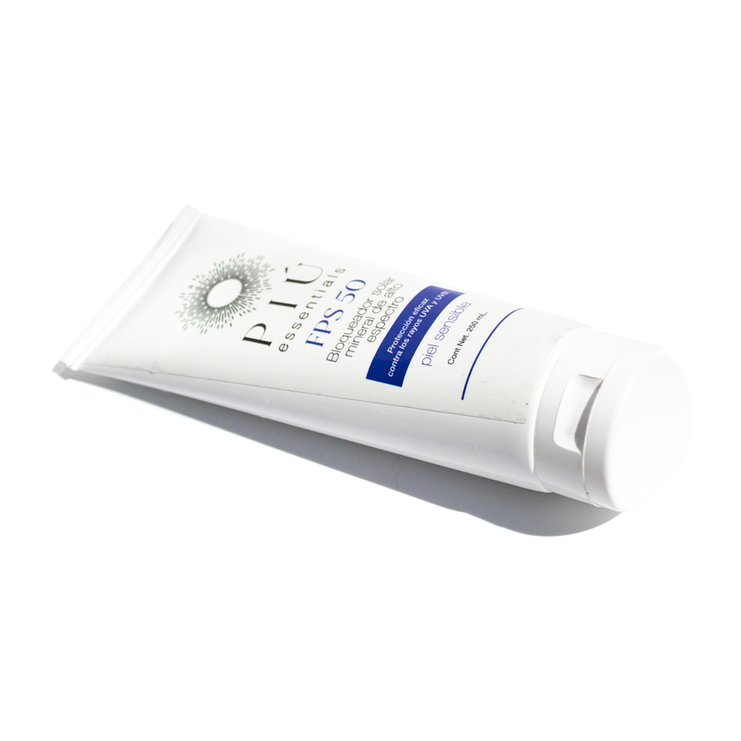 BLOQUEADOR SOLAR EN CREMA DE AMPLIO ESPECTRO FPS 50